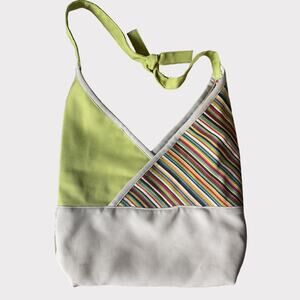 Market Bag Made in Haiti Green Beige Crossbody